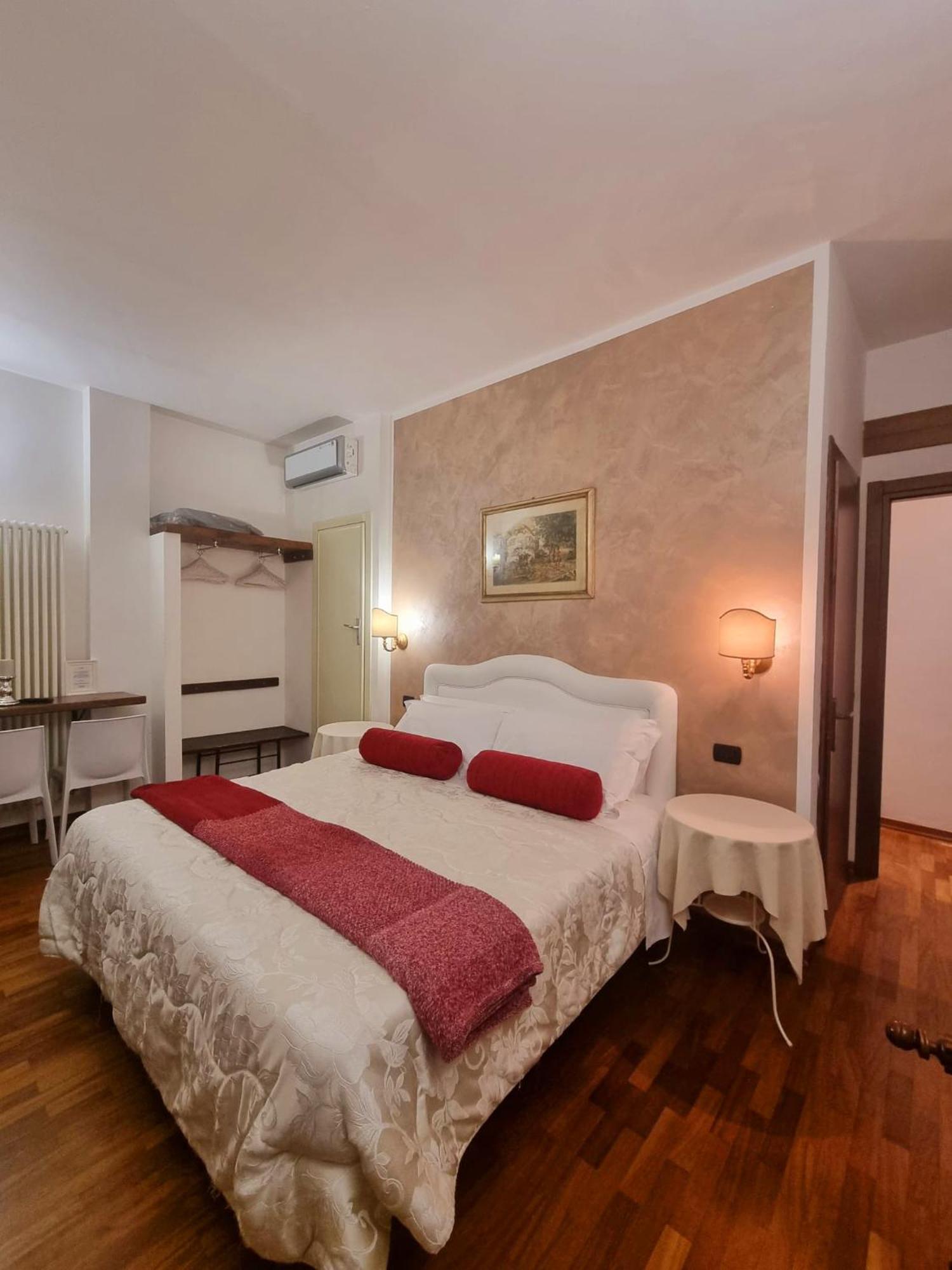 Case Brizi Ассізі Екстер'єр фото